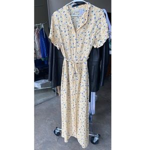 VINTAGE “White Stag” Yellow Summer Maxi Floral Dress